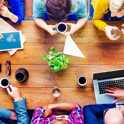 Шығармашылық және медиа қызметтері