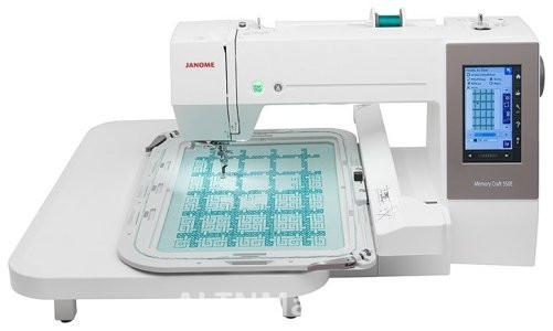 Вышивальная машина Janome Memory Craft 550Е