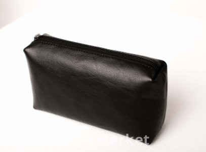 Косметички в 2-х размерах 20*12*7; 17*9*5; цвета в ассортименте.