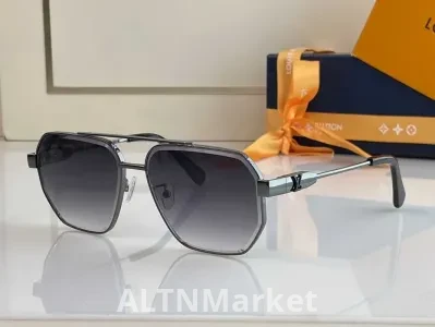 Солнцезащитные очки Louis Vuitton