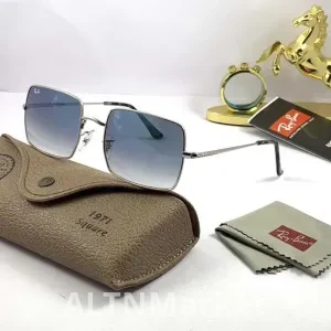 Солнцезащитные очки Rayban