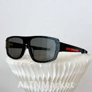 Солнцезащитные очки Prada