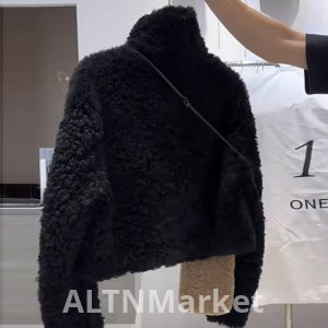 Winter Mandarin collar Superior Sense Fashionable Lamb Wool Coat for Women Korean Style Fashion Casual Loose Fit Short Style Jacket Cardigan Trendy