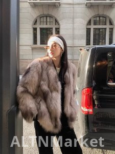 Superior Sense Furry Short Coat for Women Winter New Style Lazy Wind Socialite Elegance Korean Style Imitation fur coat Coat