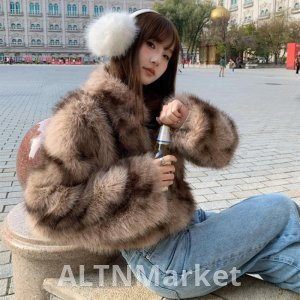 Superior Environmentally Friendly Fox Fur Leopard Print Fur Winter New Style Hot Girl Short Style Petite Horn Buckle Furry Coat for Women