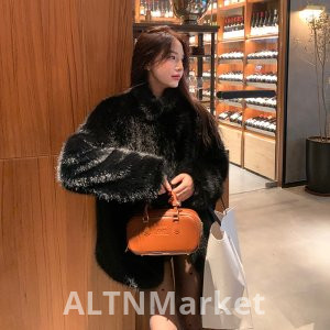 Winter New Style Korean Style Fox Fur Fur Coat for Women Environmentally Friendly Warm Furry Mid-Length Style Coat Top