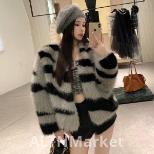 real photo Imitation Fox Fur Zebra With Fur Cardigan coat Female Winter New Style Niche Young A Light Luxury Elegance Furry