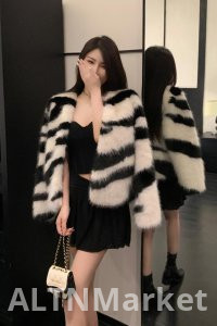 real photo Imitation Fox Fur Zebra With Fur Cardigan coat Female Winter New Style Niche Young A Light Luxury Elegance Furry