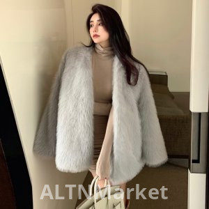 Korean Style Loose Fit Winter Mid-Length Style Environmentally Friendly Plush Coat Elegance Imitation Fox Fur Fur V Neck Coat Women