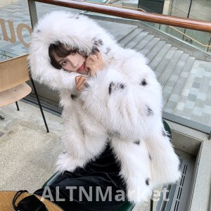 Winter New Style Imitation Fox Fur Fur Coat Furry Coat Young A Warm Hooded Environmentally Friendly Coat for Women