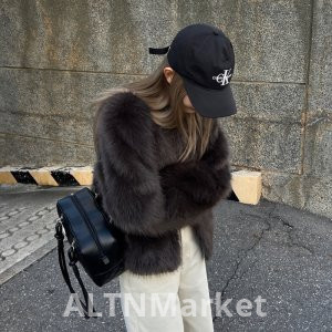 Winter New Style Environmentally Friendly Fox Fur Fur Coat for Women Young A Support Card Furry Superior Sense Brown Slimming Coat