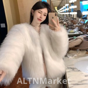 real photo Winter New Style Korean Style V Neck Fox Fur Fur Short Style Coat for Women Young A Slimming Furry Coat
