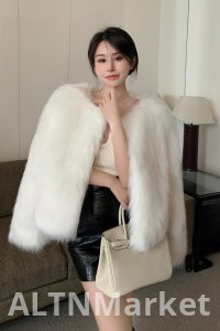 реальная фотография Высшее чувство сладкий элегантность имитация лисий мех пальто женские короткие утолщенные молодой экологически чистые волосы плюшевые пальто