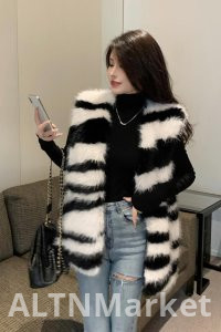 real photo Winter Environmentally Friendly Zebra With Fox Fur Fur Vest for Women Versatile Loose Fit Korean Style Furry Vest Coat