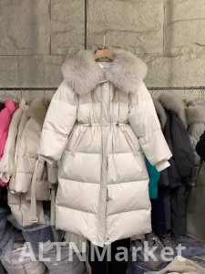 Корея Экологически чистые волосы вниз Padded женский средней школы длинный стиль 2025 зима новый стиль талии зажимать похудения над коленом утолщенный пальто