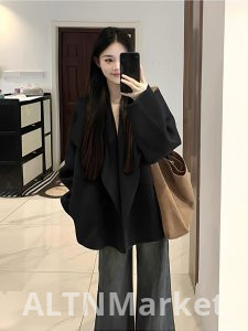 Хан Серия Шерстяная ткань Пальто Женщины 2025 Новый стиль Petite Свободный Fit Шерстяное пальто Элегантность Осень и зима Ленивый ветер