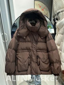 Специальная белая утка вниз 2025 зима новый стиль прокачки веревки талии зажимать похудения свободный Fit средней длины стиль вниз куртка женщины утолщенный пальто