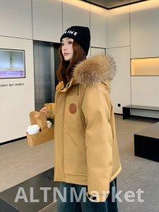 Белая утка вниз темно-синий Рабочая одежда Shell куртка вниз куртка женщин Зима 2025 Новый стиль Популярные модели взрыв Паркер пальто