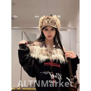 Облака Бархат Составной Черный Свободный Fit Дизайн Универсальный Длинный рукав Меховой воротник Съемный Крест Печатных Толстовка Женщины